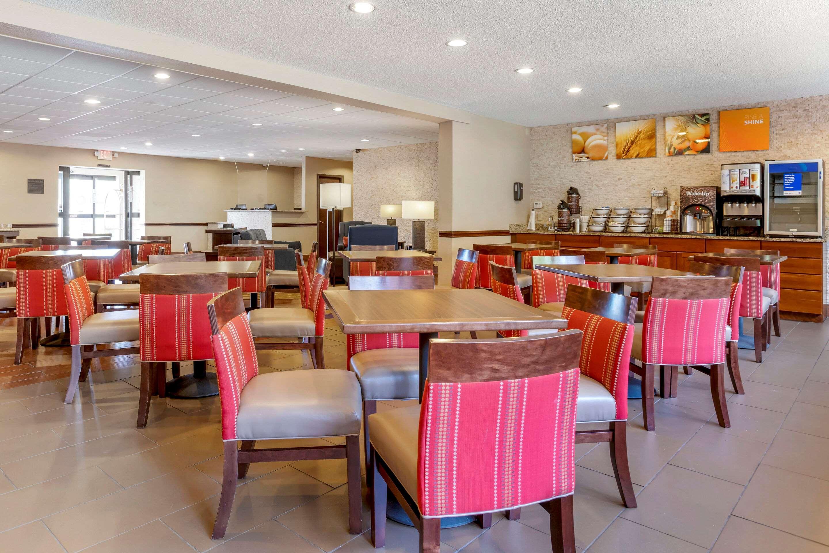 Comfort Inn Су-Сент-Мари Экстерьер фото