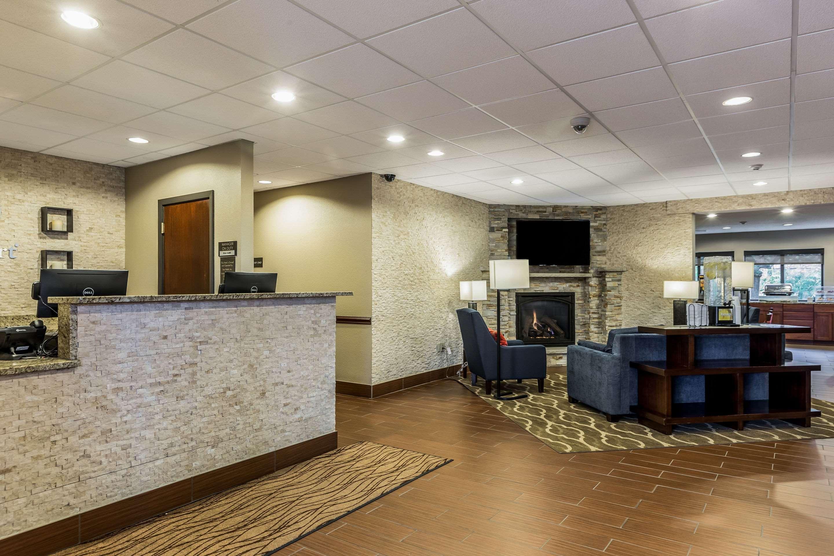 Comfort Inn Су-Сент-Мари Экстерьер фото